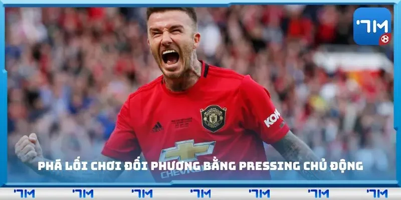 Phá lối chơi đối phương bằng pressing chủ động